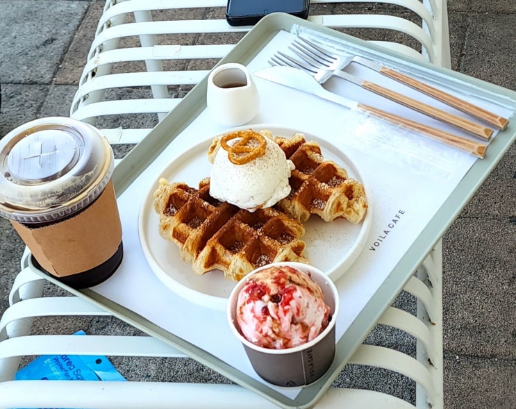 외부 애견동반) 크로플이 맛있는 광안리맛집 브알라 cafe 부산 광안리점