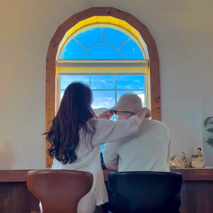  김해 대동 카페 파우제앤숨 포토존 및 주차장