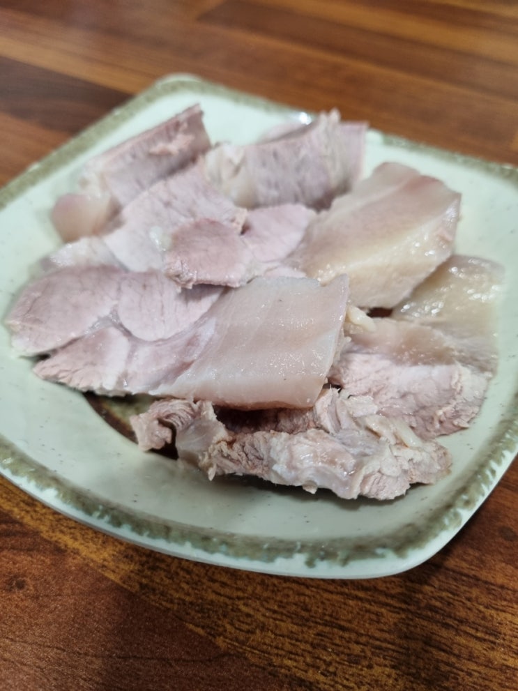  [제주도 연동] 장수물식당 : 제주 돔베고기, 고기국수 맛집