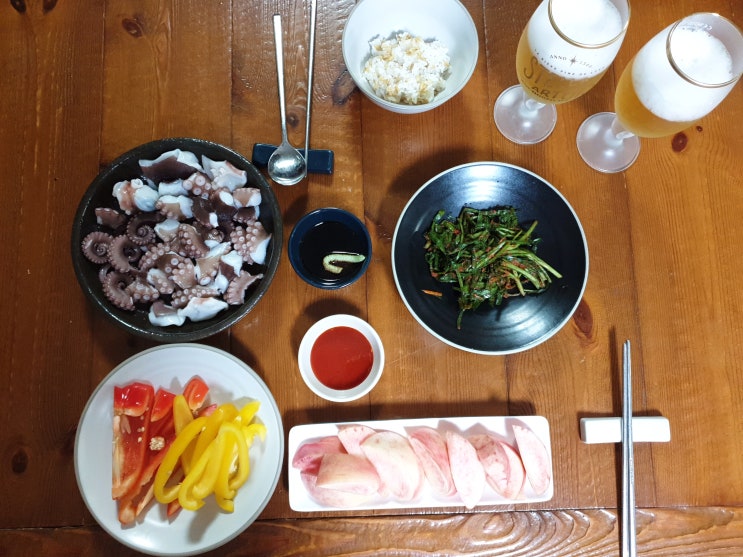  통영돌문어, 살짝 데치면 여름 보양식