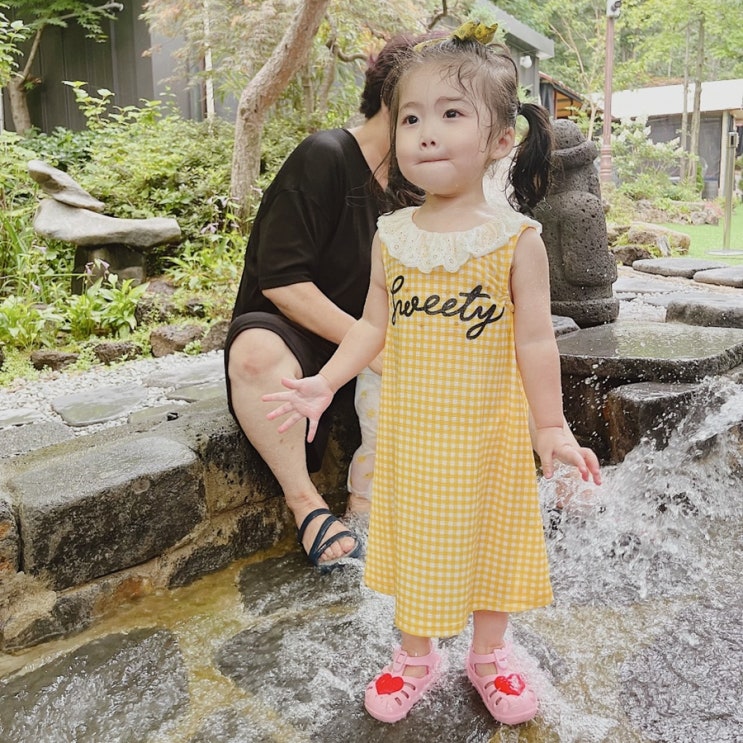  가족과 함께 시원한 계곡에서 야외 바베큐 먹으면서 물놀이 할 수 있는 묵방골 정원