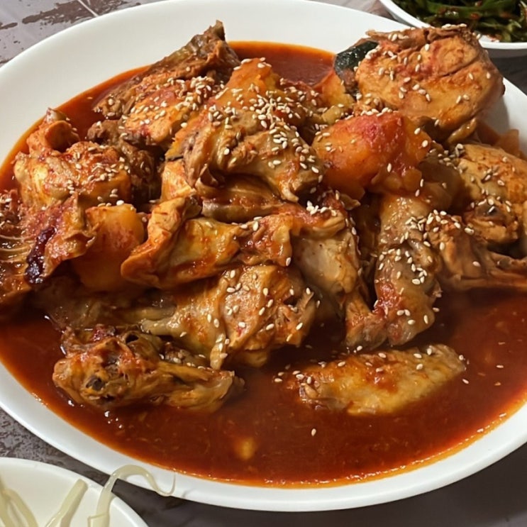  [주차장휴게소]  닭볶음탕이 끝내주게 맛있는 유달산 노포 맛집