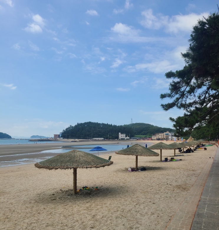  [완도해남보길도4박5일] 5-4. 해남(땅끝)송호해수욕장 _동남아 분위기를 느낄 수 있는 곳/편의시설 정보(파라솔, 구명조끼, 샤워장, 주차장)  (방문일 22.7.25)
