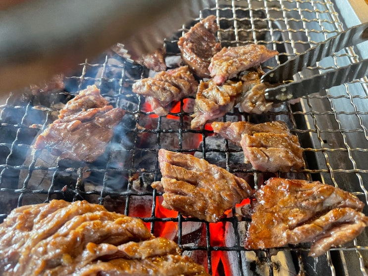  입에서 녹아 내리는 소갈비가 있는 곳방천소갈비