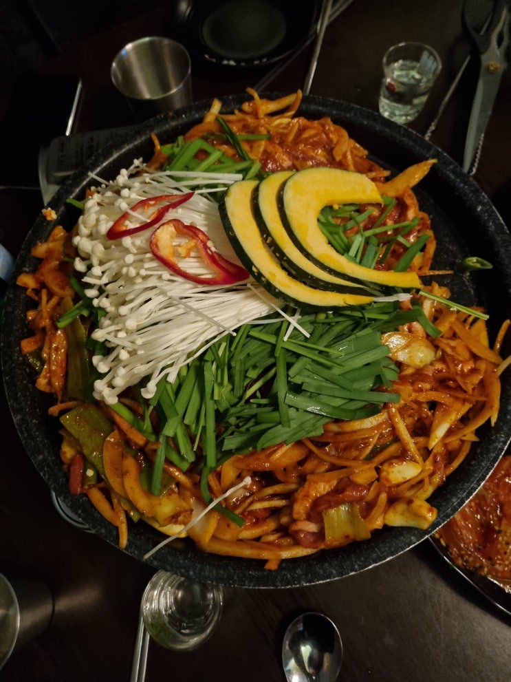  [부산 서면] 이상한 술집 찾지 말고 여기 가세요! 분위기와 감성 충만한 술집 겸 밥집, 오성가든