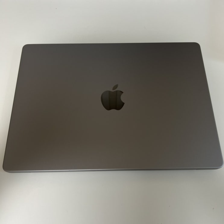  맥북 프로 M1 Pro 14인치 8G/512GB 후기