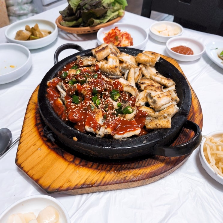  남해보리암맛집 찾으신다면 달반늘장어구이 집으로!