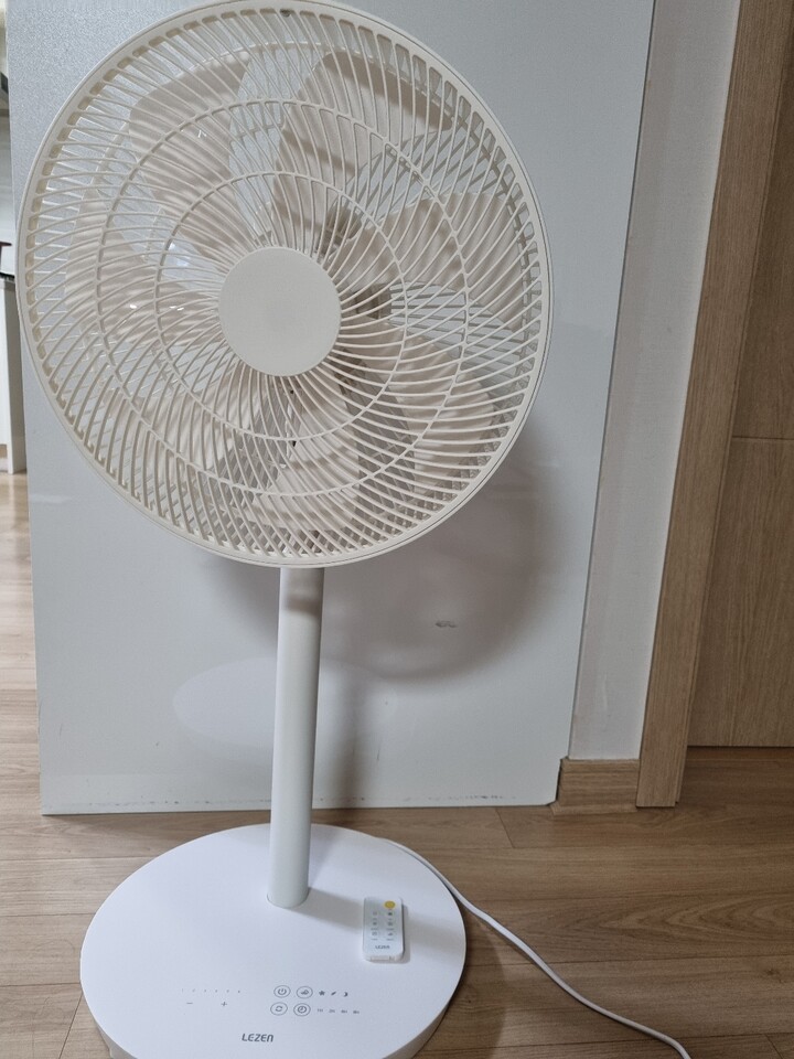 자취방 리모컨 르젠 써큘레이터 선풍기 사용기 자취방 리모컨 르젠 써큘레이터 선풍기 사용기