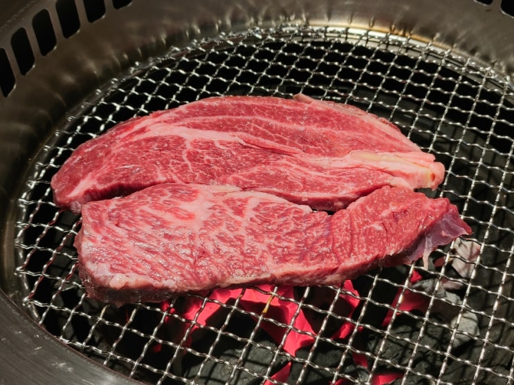  수지 신봉동 외식타운 맛집 송운한우 특등심정식