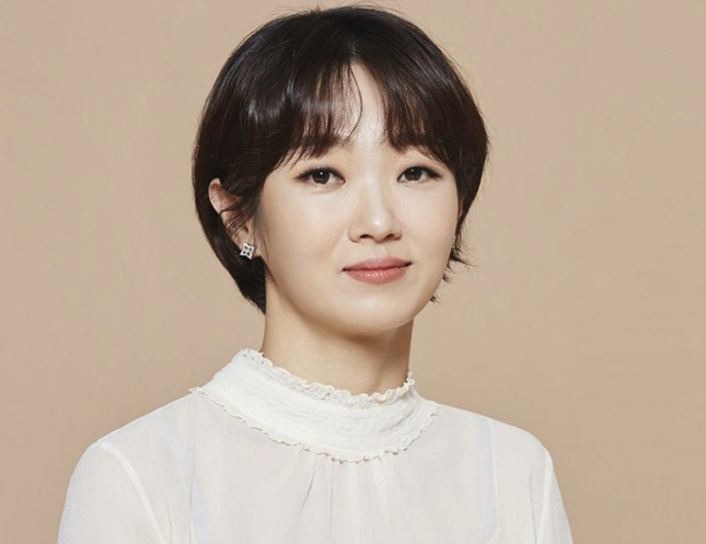  이봉련 프로필 나이 배우 데뷔 작품 활동 학력 결혼 남편