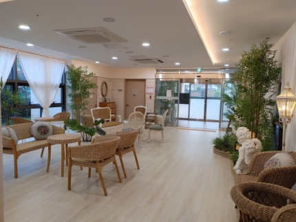 인구 2만 산골서 출산율 '2배'…비결은 전국서 찾는 '공공 조리원' 인구 2만 산골서 출산율 '2배'…비결은 전국서 찾는 '공공 조리원'