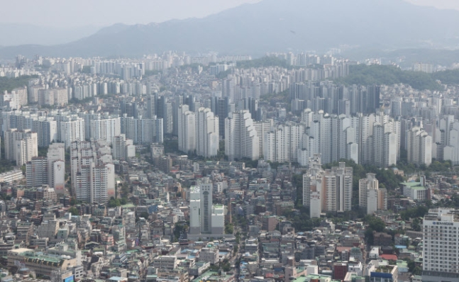 집 살 사람이 없다…서울 아파트 매수심리 3년 만에 최악 집 살 사람이 없다…서울 아파트 매수심리 3년 만에 최악