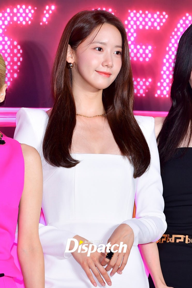 그룹 소녀시대 윤아·서현·티파니 컴백 기자간담회, 조각 같은 모습으로 아름다운 미모 자랑 그룹 소녀시대 윤아·서현·티파니 컴백 기자간담회, 조각 같은 모습으로 아름다운 미모 자랑