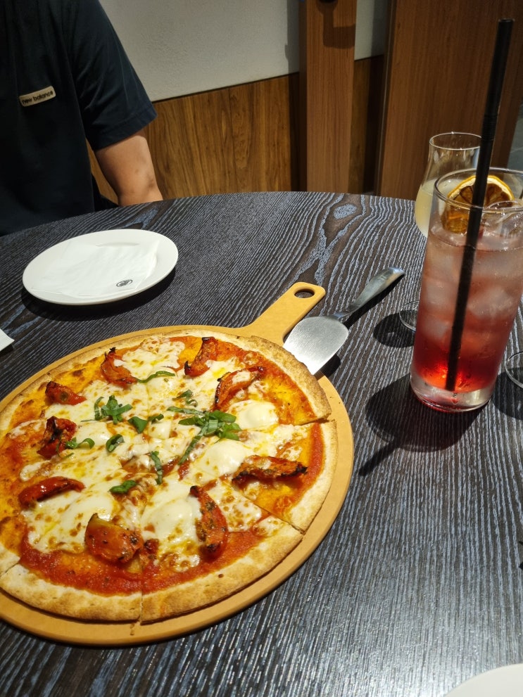  동탄의 하루일과 : 분위기 좋은 동탄맛집, 회식 장소로도 좋은 와인바