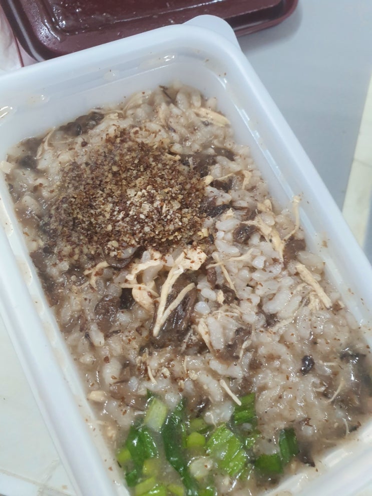 본죽 능이삼계죽 여름철 몸보신 필요한 음식 찾는다면