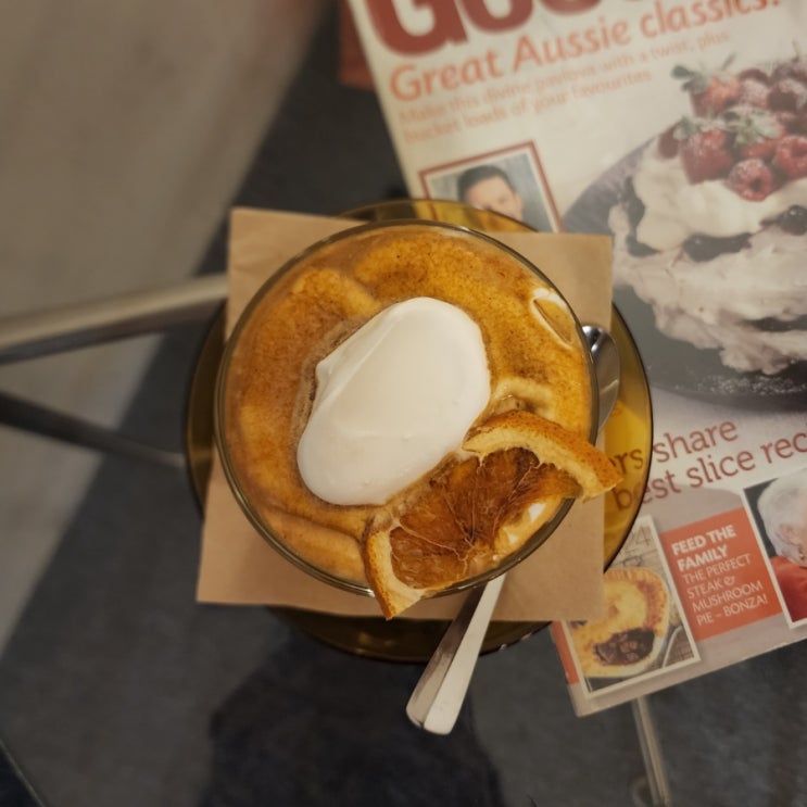  마곡카페 추천 : 맛있고 건강한 비건 디저트가 있는 마곡나루 감성카페 고드니 Godny