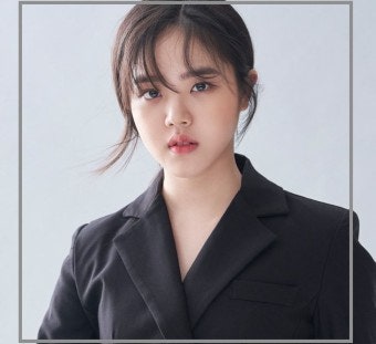 [토마토 톡의 사주칼럼] 김향기 사주ㆍ상관격에 상관견관ㆍ 과부 ....