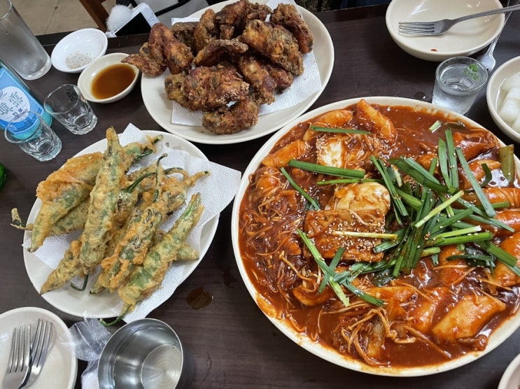  압구정 한추 : 압구정 술집 한잔의추억, 떡볶이, 고추튀김 맛집