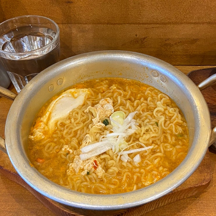  파리여행 :: 파리 한식 맛집 동네(Dong Ne) 감동적인 한국 라면 먹은 후기