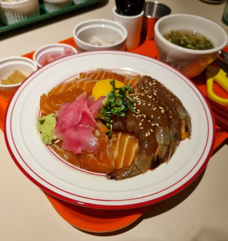  진해 자은동 맛집 / 다다네식탁 / 진해맛집 / 연어새우장덮밥&삼겹덮밥