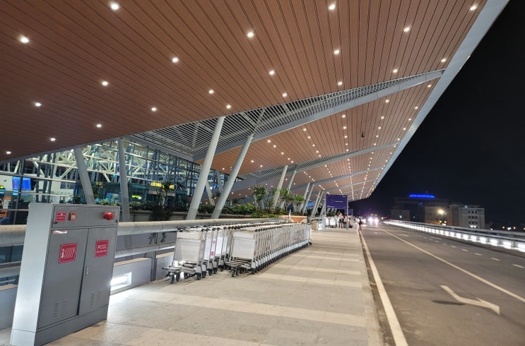  다낭 여행 꿀팁 및 다낭 국제공항 제대로 즐기기(입출국 코로나 PCR 검사, 면세점&공항 정보 및 시간, 환전, 짐 보관, 클룩, 그룹, 다낭 고스트, 주베트남 대사관)