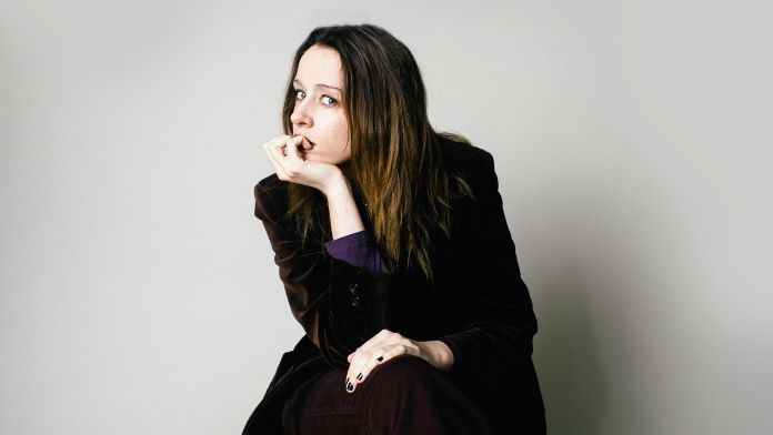 Sophie Kilburn, 'Hating on a Heartache' 새로운 싱글 영상