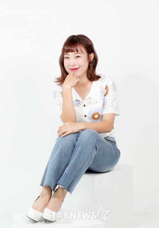 '박민과 결혼 앞둔' 개그우먼 오나미, 사랑 때문일까? 부쩍 예뻐졌다는 말 많이 들어 "웃음꽃 가득" '박민과 결혼 앞둔' 개그우먼 오나미, 사랑 때문일까? 부쩍 예뻐졌다는 말 많이 들어 "웃음꽃 가득"