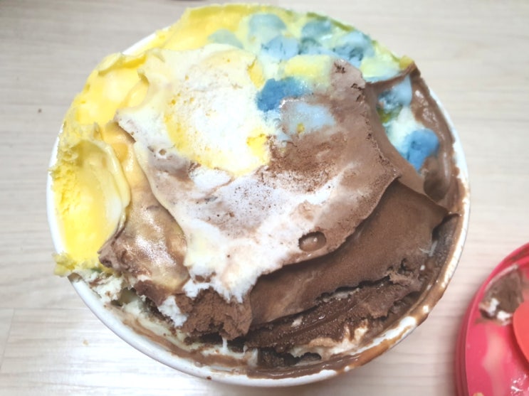  배스킨라빈스 초당옥수수 아이스 & 스타벅스 여름 음료 마시기