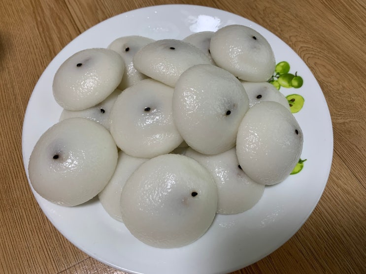 잔기지떡, 운정 떡집 송화잔기지떡 증편 술떡 기정떡 잔기지떡, 운정 떡집 송화잔기지떡 증편 술떡 기정떡