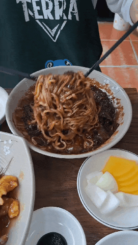 모란중국집 짜장짱 : 가성비 중국집 매운 짜장, 짬뽕, 탕수육까지 클리어 한 날 모란중국집 짜장짱 : 가성비 중국집 매운 짜장, 짬뽕, 탕수육까지 클리어 한 날