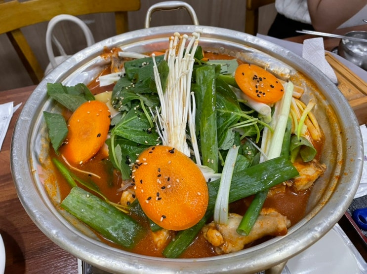  성원정 닭한마리칼국수| 하남2지구 닭볶음탕 맛집