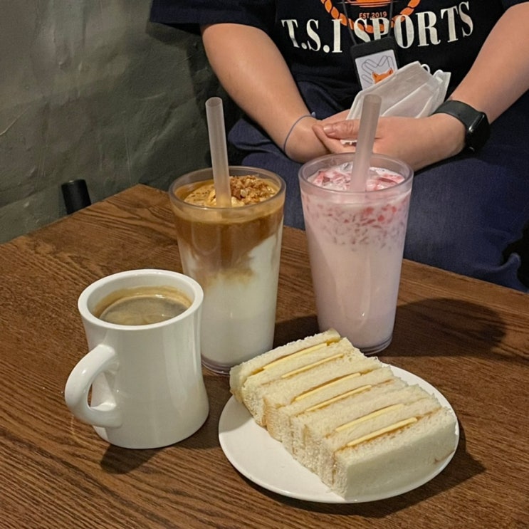  [뚝섬] 성수동 샌드위치, 뚝섬역 카페 | 필살기CAFE