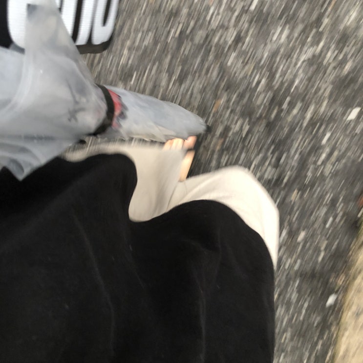 내 우산 돌려줘 내 우산 돌려줘