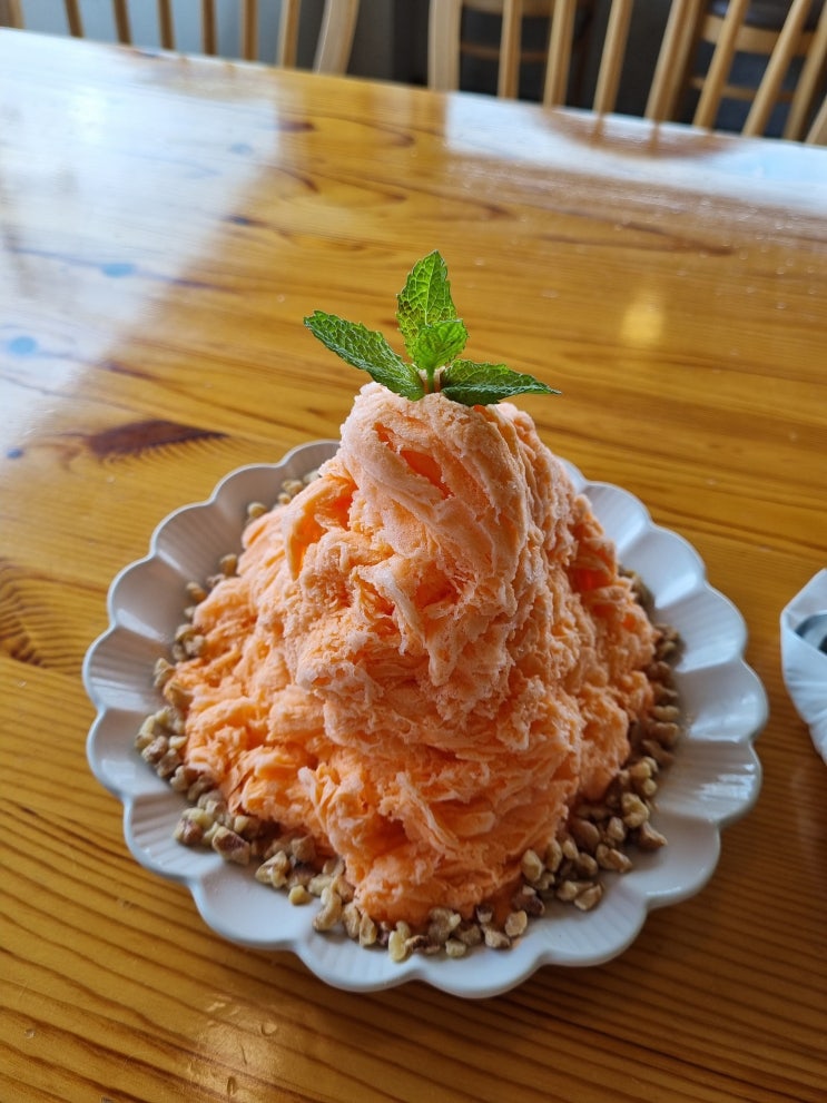  카페 제주동네 : 구좌 종달리에서 만난 당근빙수 맛집