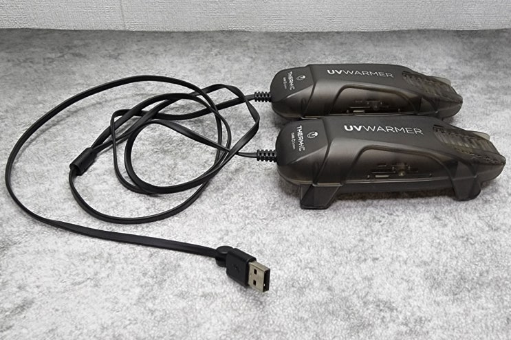  휴대용 USB 신발 건조기 : 젖은 운동화 간편하게 말려요. (UV WARMER)