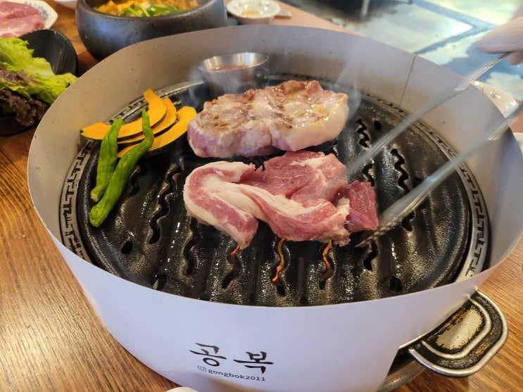  [신촌고기집] 줄서서 먹는 신촌 생갈비맛집 공복식당