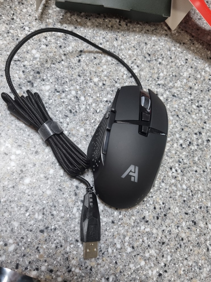  [2022년 8월] 에이투 USB 유선 게이밍 마우스 AG0101