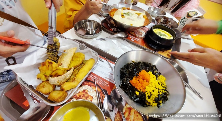  안산 자이언트제트와 같은 건물에 있는 식당, 달토끼 떡볶이