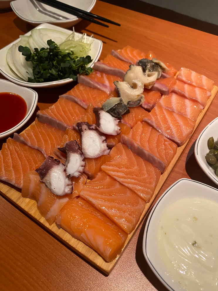 충무로 맛집 쯔양도 맛보고 간 충무연어 드셔보세요 충무로 맛집 쯔양도 맛보고 간 충무연어 드셔보세요