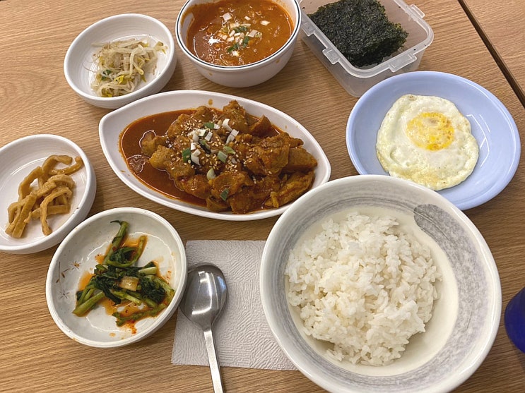 [내돈내산] 서부법원 한식맛집 공덕대기 뚝배기 (김치찌개, 제육볶음, 된장찌개)