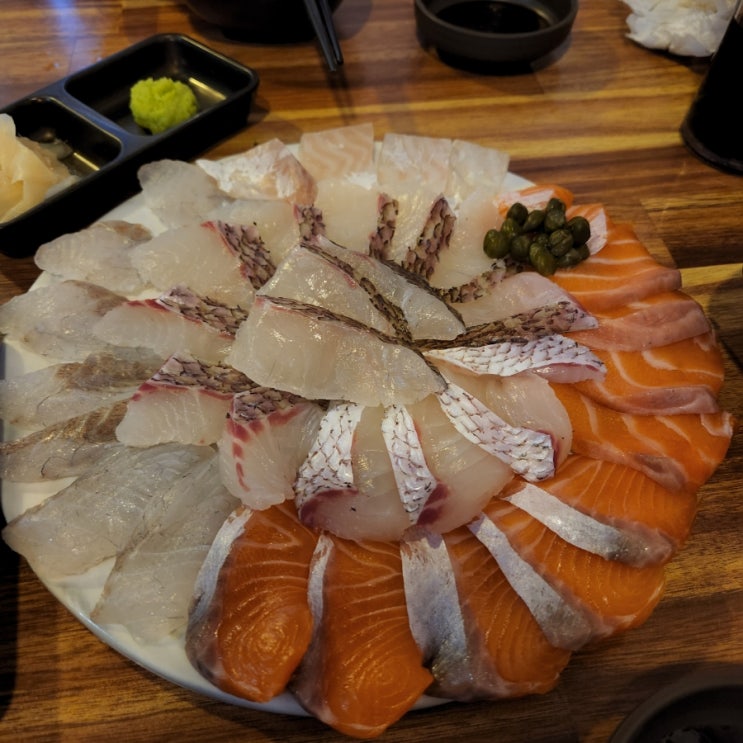  달맞이 본점 숙성회 맛집 육사시미가 서비스로!?!