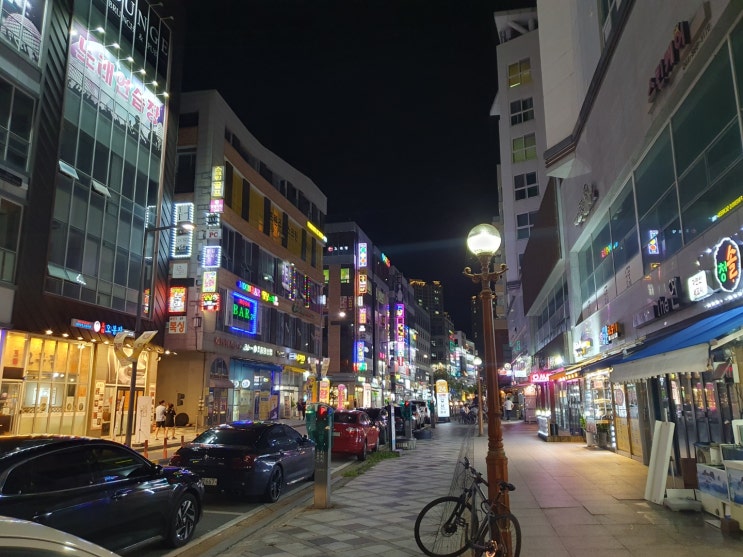  세종의 바람부는 저녁에 마실나가 봤습니다.