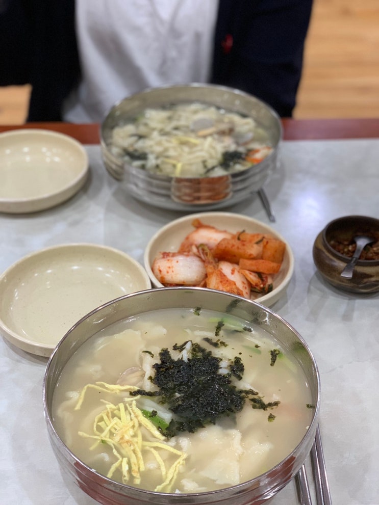 [천안/봉명동 맛집] 김치도, 칼국수도 맛있는 옛손칼국수