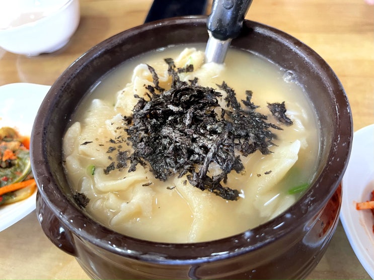 삼청골명가 더 수제비 학동역 "들깨수제비" 논현동 점심 맛집:서울/논현동