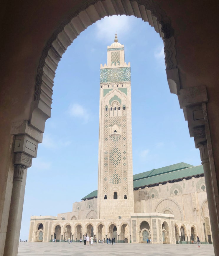 [여자 혼자 모로코 여행] 카사블랑카 명소  '하산 2세 모스크' 첨탑 모하메드 5세 광장