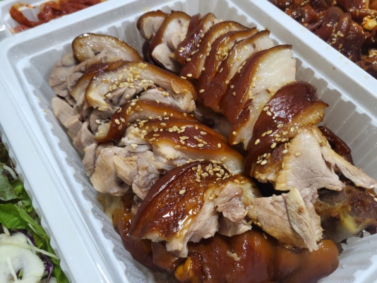  손가네한방족발 ; 막국수에 주먹밥까지 세트구성이 좋은 신림동 맛집