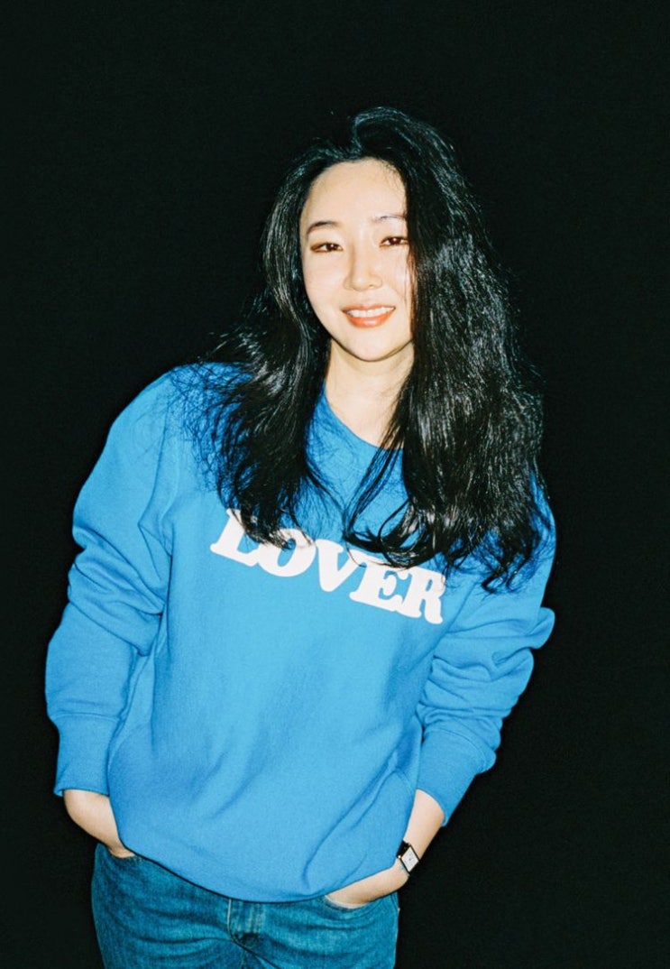 민희진 어도어 대표, 소녀시대부터 뉴진스까지...연봉 5억원의 K팝 부흥기의 중심에 서다 민희진 어도어 대표, 소녀시대부터 뉴진스까지...연봉 5억원의 K팝 부흥기의 중심에 서다