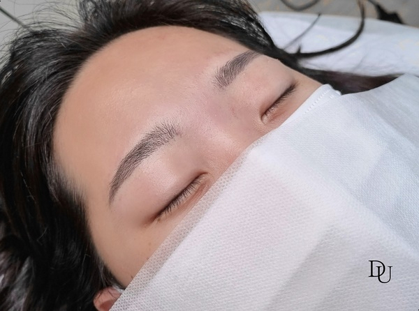  수완지구눈썹문신 자연스럽네요