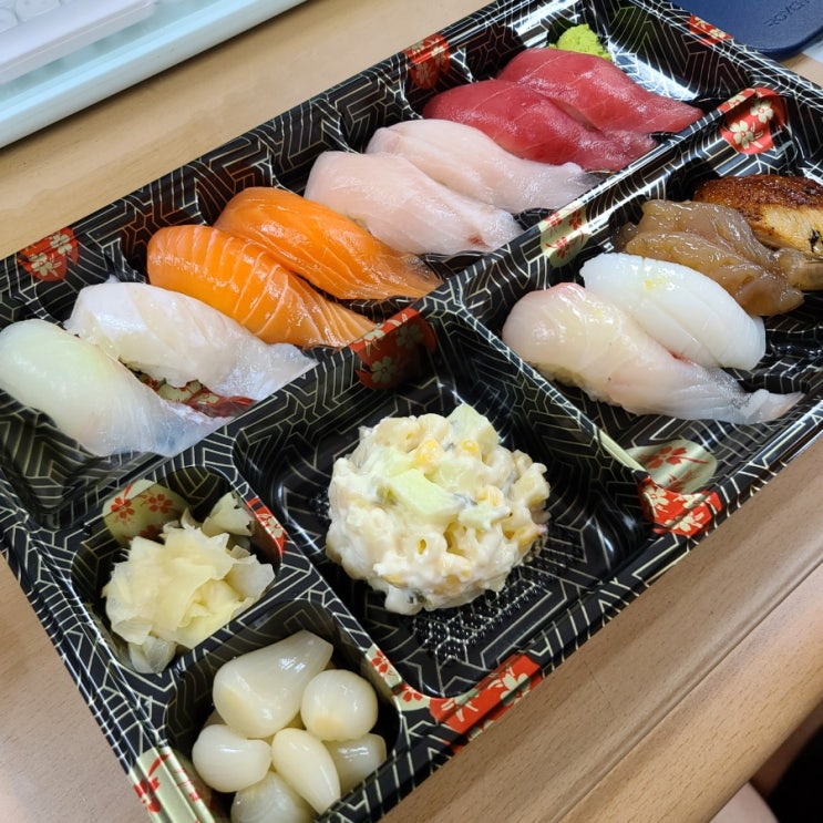  신림역 맛집 _ 구성이 좋은 초밥 전문점 스시모모타로