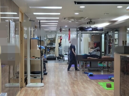 진료비 허위 청구 일상다반사? 환자는 모르는 도수치료의 비밀 진료비 허위 청구 일상다반사? 환자는 모르는 도수치료의 비밀